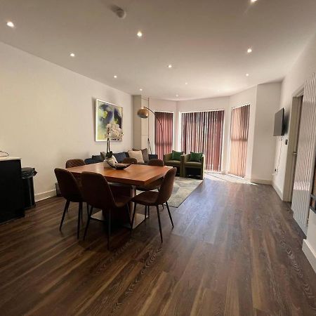 Star London Finchley Road 3-Bed Escape With Garden Apartment ภายนอก รูปภาพ
