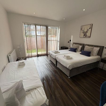 Star London Finchley Road 3-Bed Escape With Garden Apartment ภายนอก รูปภาพ
